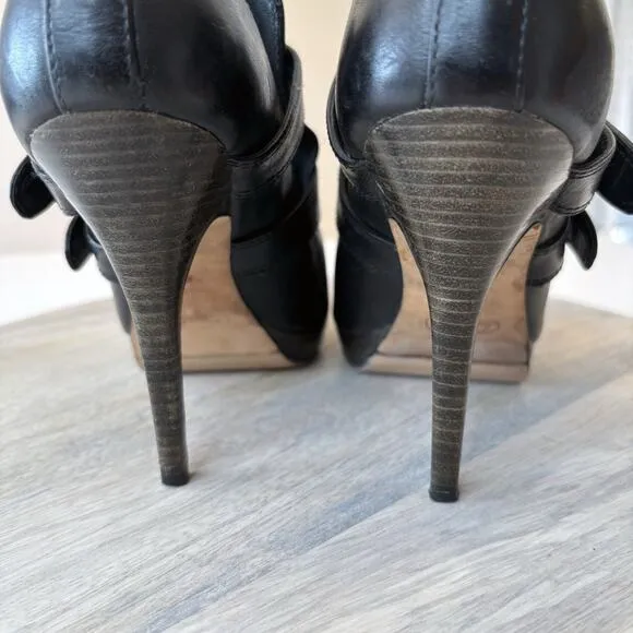 Coach Women's Alexia Black Leather Peep Toe Heels Pumps US Size 8 B