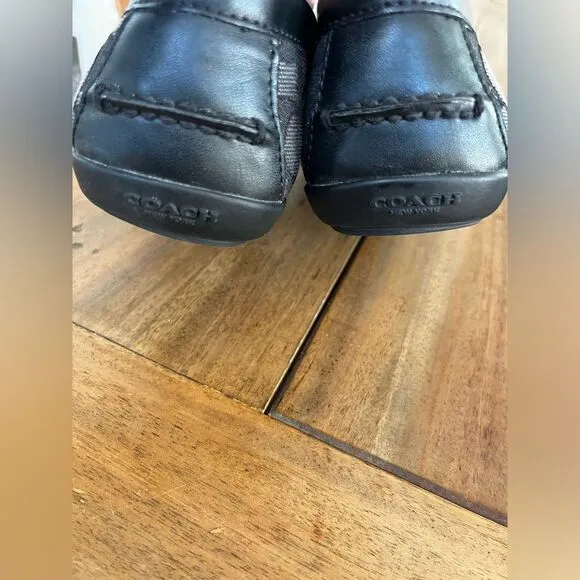 Coach Women's Black Penny Loafers; size 7.5