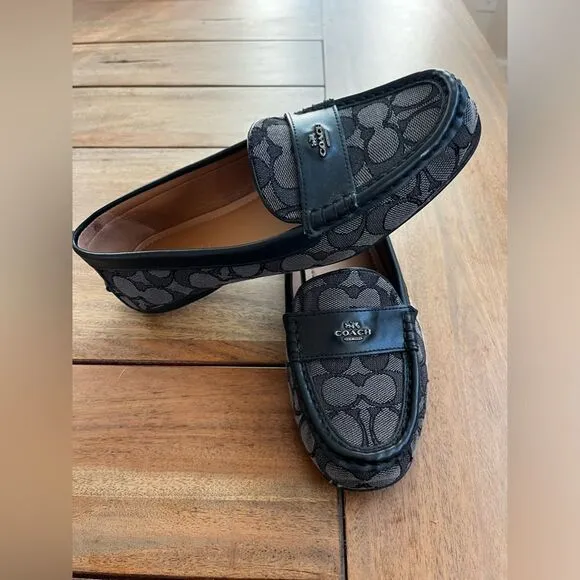 Coach Women's Black Penny Loafers; size 7.5