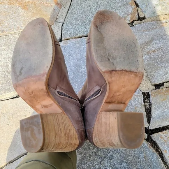 Coclico Brown Tan Leather Ankle Heel Zipper Booties Shoes Size 39.5