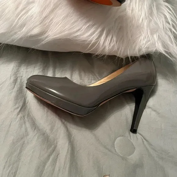 Cole Haan pumps