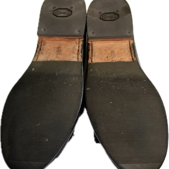 Cole Haan.  Size 8.  Black. Great condition.  Shoe trees not include…​​​​​
