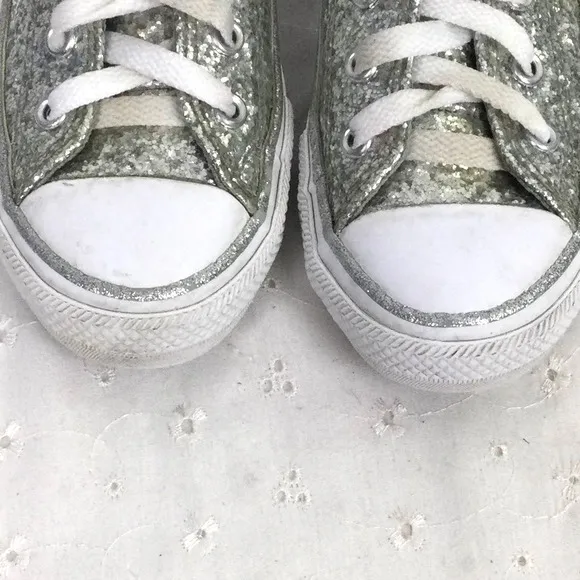 Converse All Star Silver Glitter White Cap Toe Lace Up Sneaker Youth Size 12