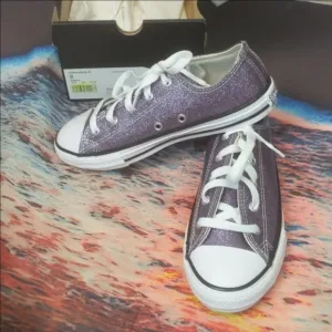 Converse juniors purple glitter shoes size 3