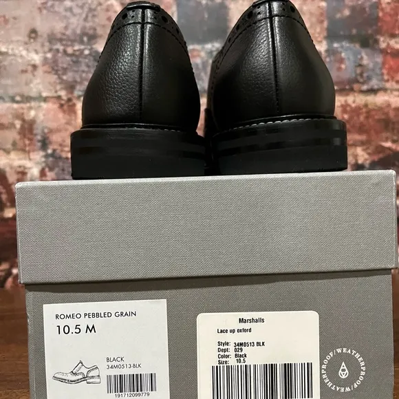 COPY - NEW Aquatalia and Men's Black Leather Dress Shoes Amazing quality.