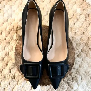 Coutgo Women's Closed Pointed Toe Buckle Pumps Sz 9 Black