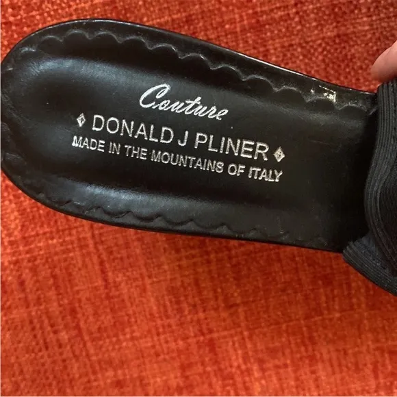 Couture Donald J Pilner Black Slingback Wedge Peeptoe Shoes
