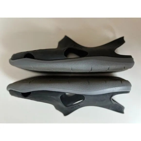 Crocs black Swiftwater Wave shoes. Size 8.