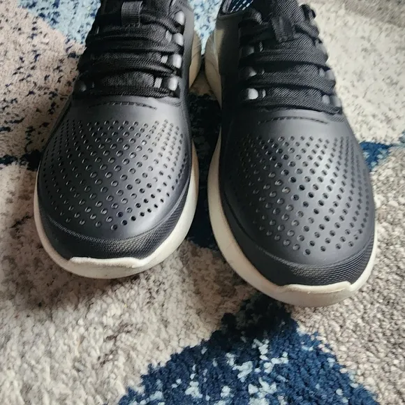 Crocs Literide Color Dip Pacer Women's Shoes Size 11 Black Midnight Blue