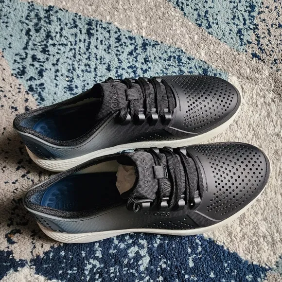 Crocs Literide Color Dip Pacer Women's Shoes Size 11 Black Midnight Blue
