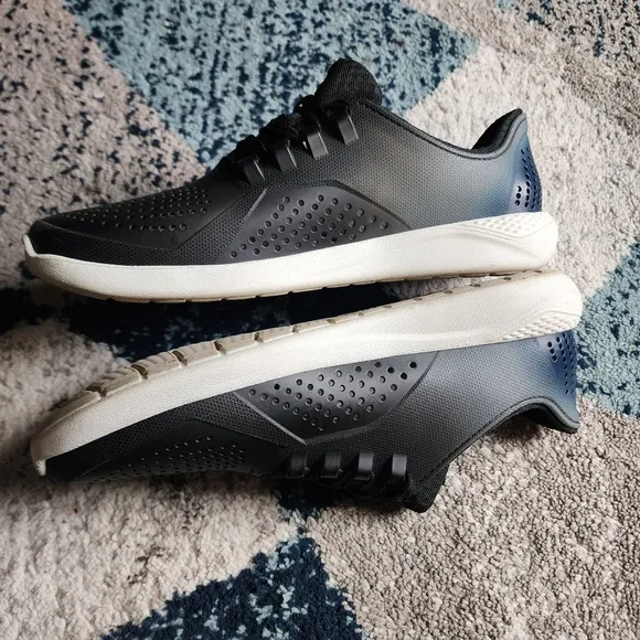 Crocs Literide Color Dip Pacer Women's Shoes Size 11 Black Midnight Blue