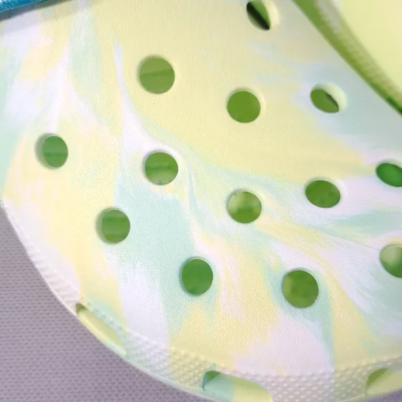 Crocs Margaritaville‎ Men's Sandals Neon Green &amp; Blue Size M12