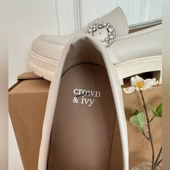 CROWN &amp; IVY ~ Women’s Elegant Slip On Loafers with Crystal Embellishments 7.5