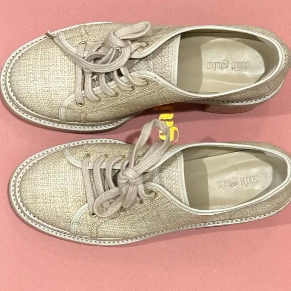 Cult Gaia Cream Platform Shoes with Elegant Design