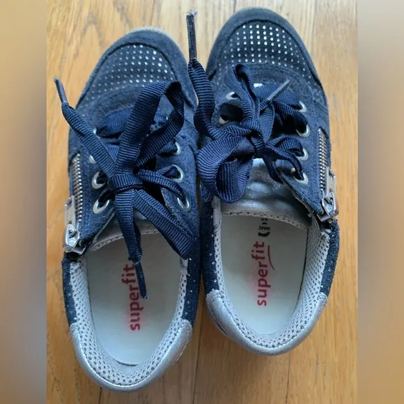 Cute Superfit Glitter Sneakers Size EU28 (US11 Little Kid)