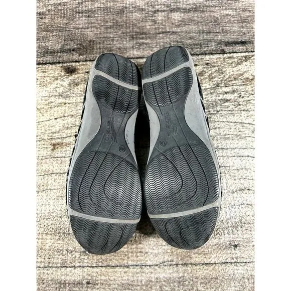 Dansko Honor Suede Women’s Size 40 Black Leather/Fabric Bungee Tie Sneakers