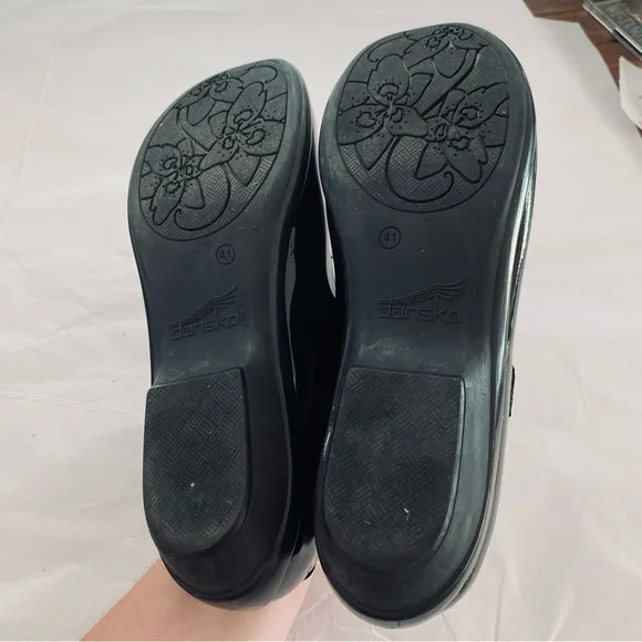 Dansko Opal Black Patent Leather Mary Jane Pumps Size 41 (US Size 10.5-11)