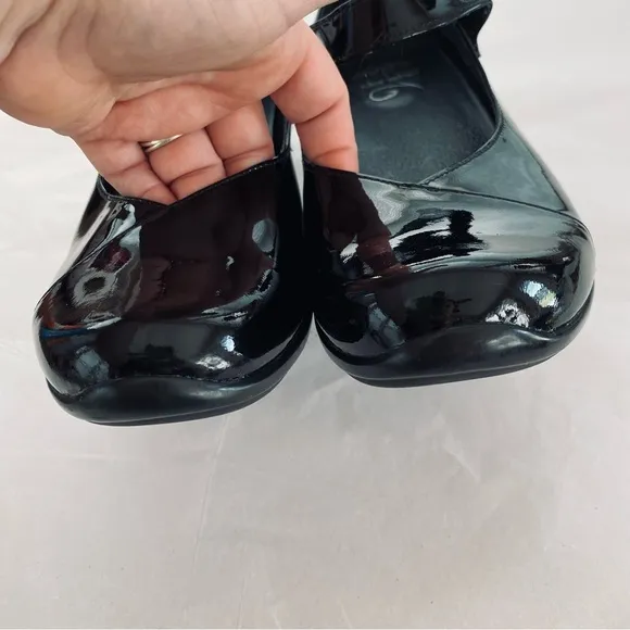 Dansko Opal Black Patent Leather Mary Jane Pumps Size 41 (US Size 10.5-11)