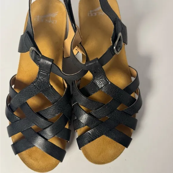Dansko Tinley Black Leather Sandals 40