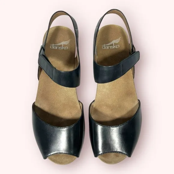 Dansko Vera Peep Toe Ankle Strap Leather Cork Wedge Sandals Womens Size 37 Black