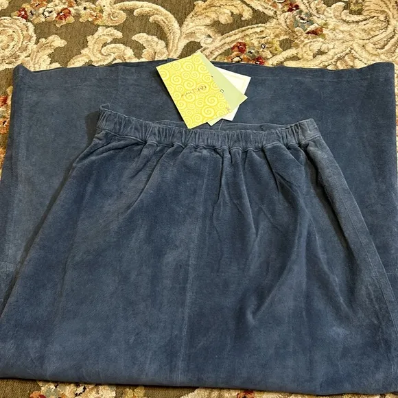 Dialogue Long Blue Suede Leather Skirt Size 8 NEW NWT