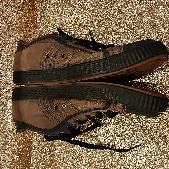 DIESEL MEN'S SHOES SIZE 10.5  ,BROWN/BLACK ,PRE-OWNED