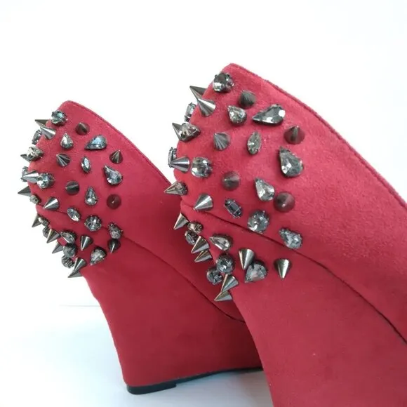 Diva Lounge Red Suede Peep Toe Rhinestone &amp; Spiked Stud Platform Wedges Sz 9