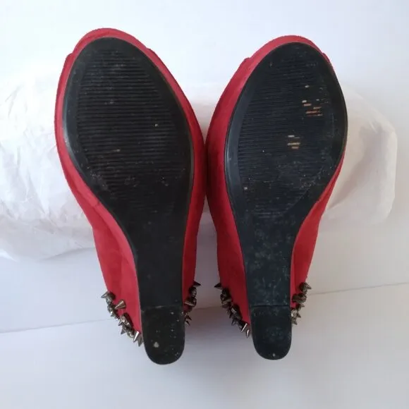Diva Lounge Red Suede Peep Toe Rhinestone &amp; Spiked Stud Platform Wedges Sz 9