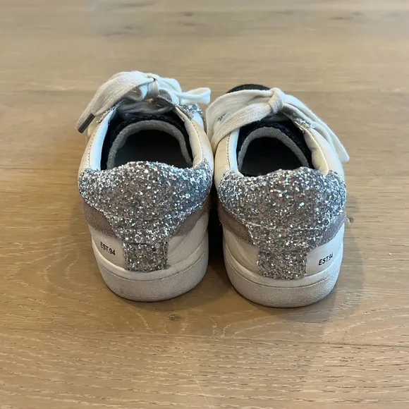 Dolce Vita Sneakers Sparkly Shoes 8.5 Nadea Zina Hemline Black Snake Glitter
