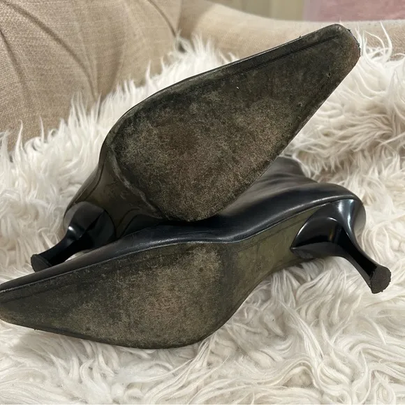Donald J Pliner Black Heeled Ankle Boots, size 8.5