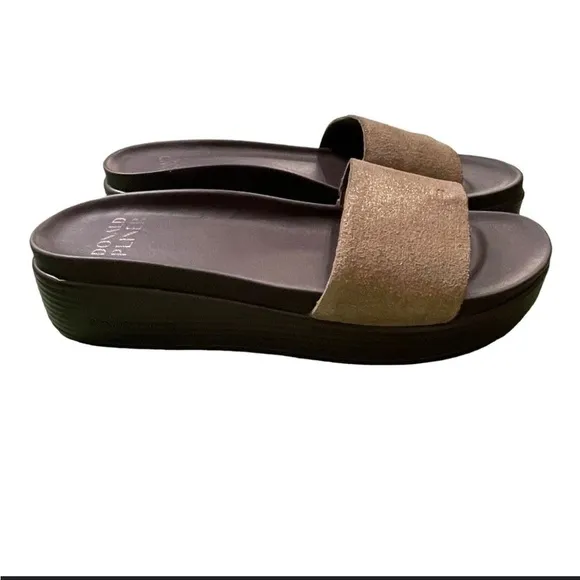 Donald J. Pliner FIFI Gold Slide Sandals Size 9.5