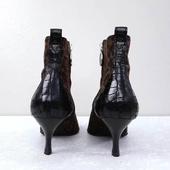 Donald J Pliner Lola Boots US 8.5 M Kitten Heel Pointed Toe Booties Animal Print