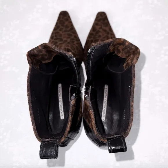 Donald J Pliner Lola Boots US 8.5 M Kitten Heel Pointed Toe Booties Animal Print