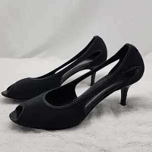DONALD PLINER LATARA PEEP TOE PUMPS LADIES SIZE 8 CUT-OUT SIDES MICROFIBER⚫️GUC