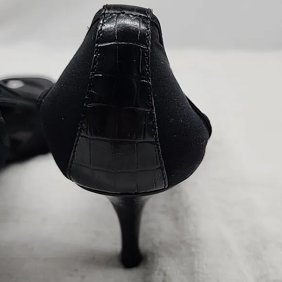 DONALD PLINER LATARA PEEP TOE PUMPS LADIES SIZE 8 CUT-OUT SIDES MICROFIBER⚫️GUC
