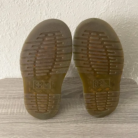 Dr. Martens AirWair Clarissa Leather Ankle Strap Black Sandals Size 6
