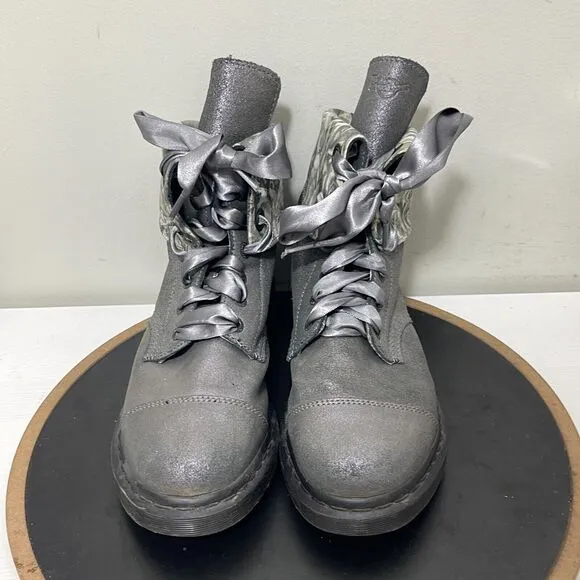 Dr Martens Boots Women 11 Aimilita Aimilie Silver Glitter Skull Roses Triumph