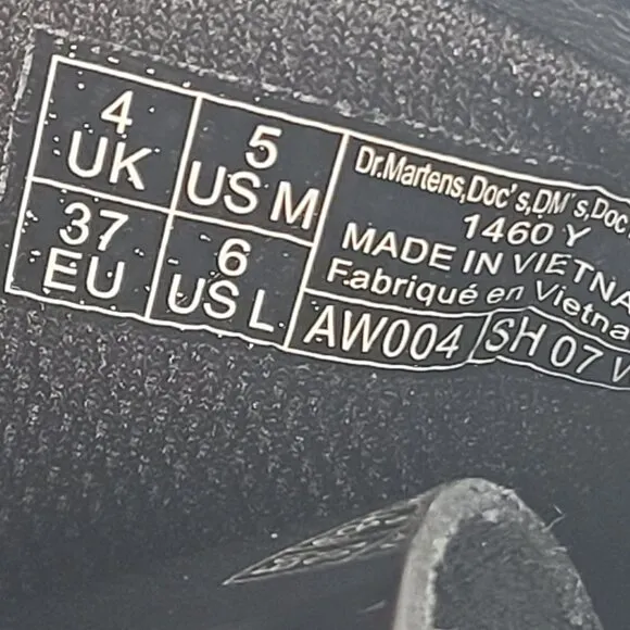 Dr. Martens Junior 1460 Glitter Star Patent Lace Up Black Boots US Size 6