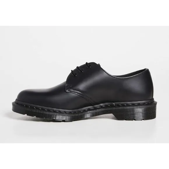 Dr. Martens Unisex 1461 3-Tie Shoe Black, Size 7 Men/Kids, 8 Women