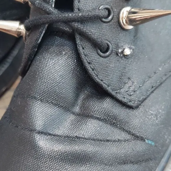 Dr. Martens Lester Black Coated Studs Spikes Shoes Sz 4