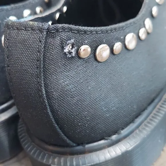 Dr. Martens Lester Black Coated Studs Spikes Shoes Sz 4