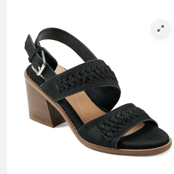 Earth Leather Chunky Stacked Heel Black Round Open Toe Sandals Size 9.5 NWOB