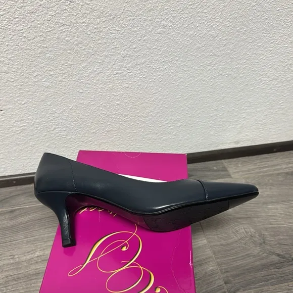 Easy Street Chiffon Pumps