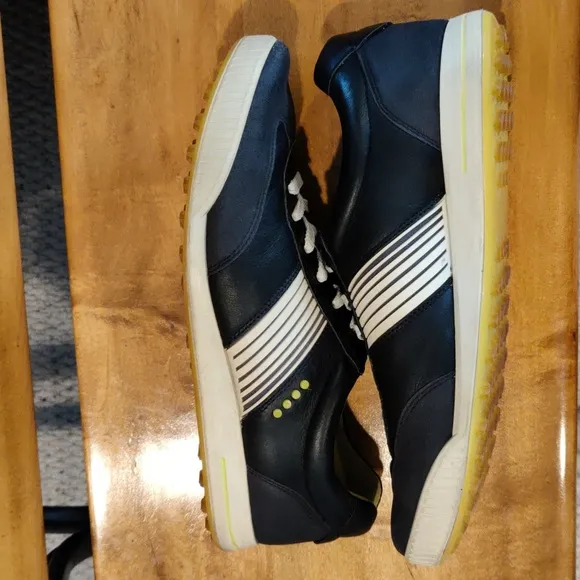 Ecco Hydromax golf shoes size eu 45 us 11-11.5 black and lime