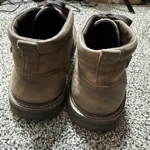 Ecco Men's Size 10 US Chukka Tie  Turn GTX Lace-Up Boot  Leather Brown
