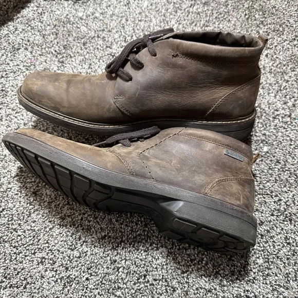 Ecco Men's Size 10 US Chukka Tie  Turn GTX Lace-Up Boot  Leather Brown