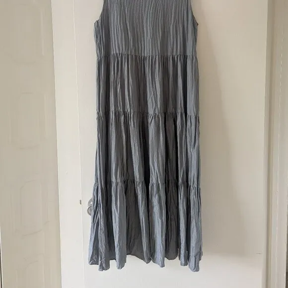Eileen Fisher-Crushed Silk Habutai Tiered Dress Size XS in Excellent Condition