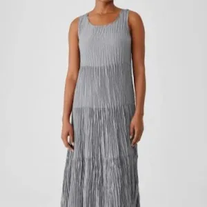 Eileen Fisher-Crushed Silk Habutai Tiered Dress Size XS in Excellent Condition