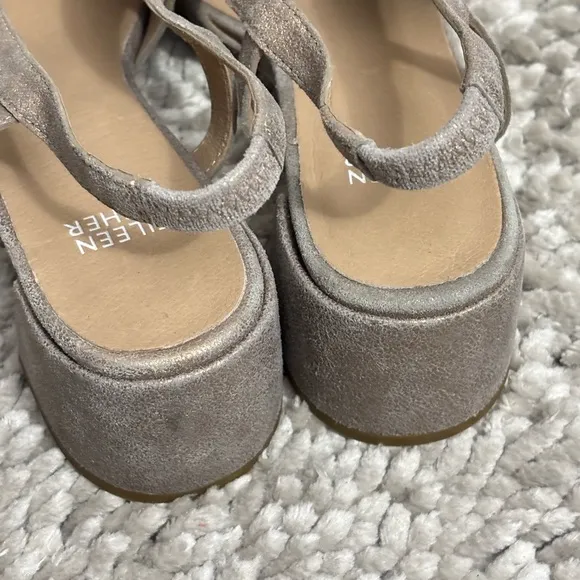 EILEEN FISHER Pointed Toe Slingback Pumps Size: 8.5