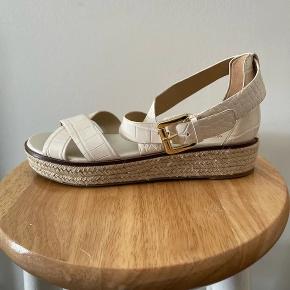 Elegant Cream Michael Kors Wedge Leather Espadrilles Open Toe Sandals
